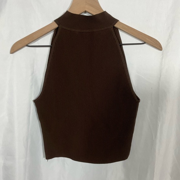 Aritzia Babaton Sculpt Knit Halter Top 5 items for 30$ - Picture 3 of 6